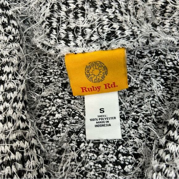 Ruby Rd. Cardigan Sweater Womens Size S Black White Soft Oversized Fit Fuzzy - Picture 5 of 8
